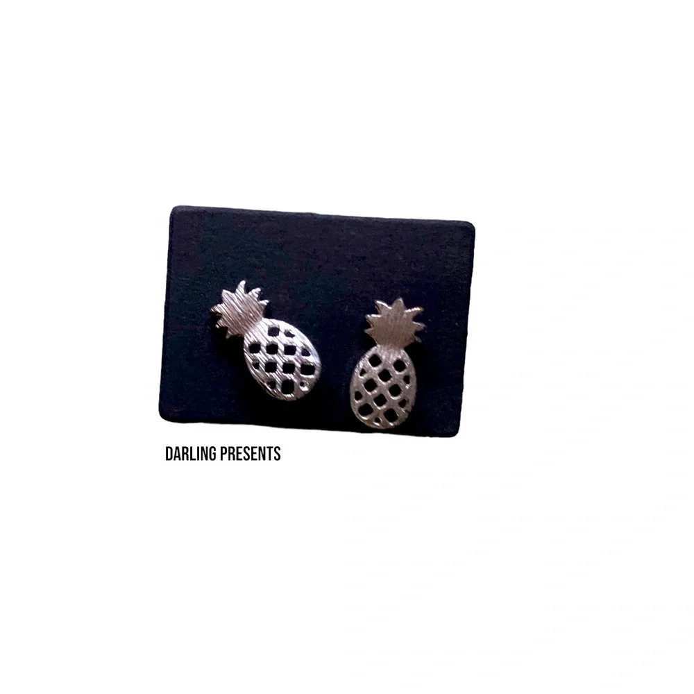 Etched Pineapple Stud Earrings Women Color Silver
